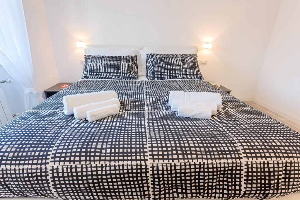Ba.Home Roma Quarto foto