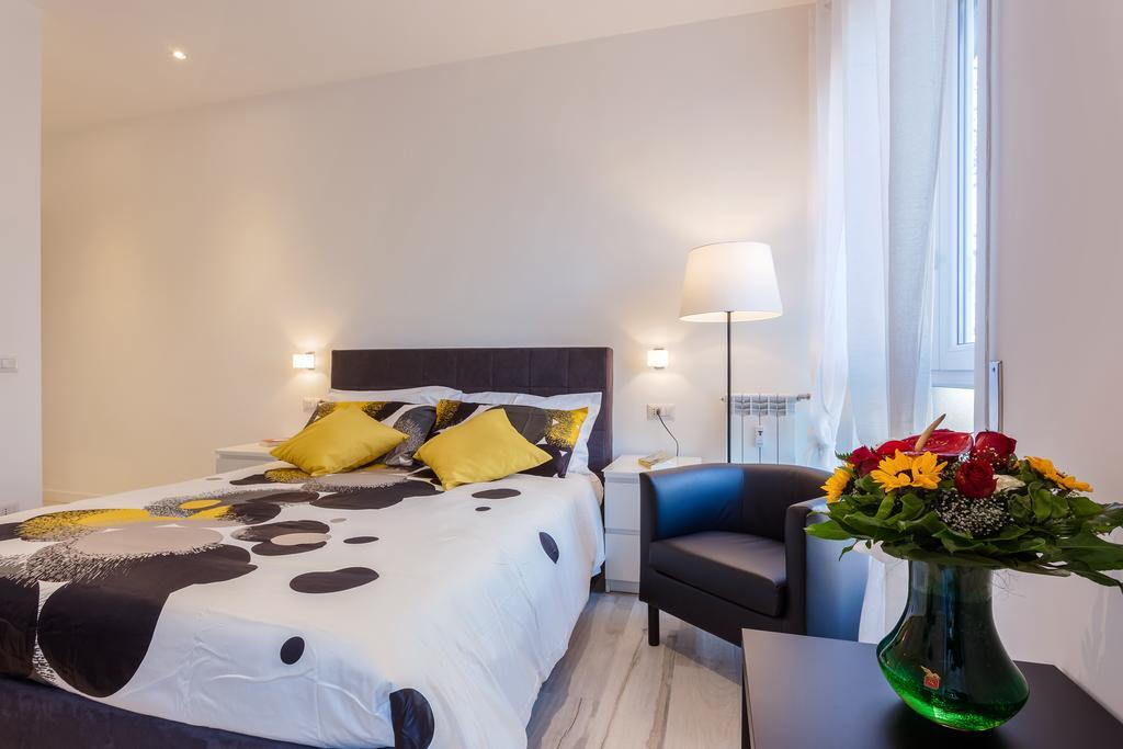 Ba.Home Roma Quarto foto